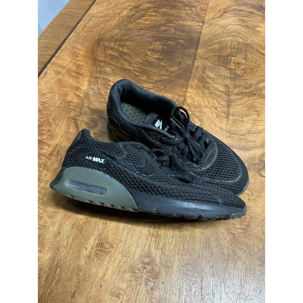 Nike Women’s 8.5 Air Max‎ 90 Triple Black Running Retro Shoe Sneakers Trainers